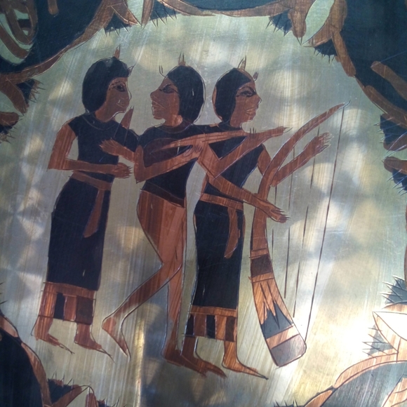 Vintage Egyptian Queen Wall Decor mixed metal plate 10" - Picture 8 of 8